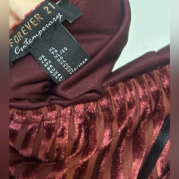 Soho New York and company put in new ones. Women's floral long sleeve blouse - Picture 4 of 4